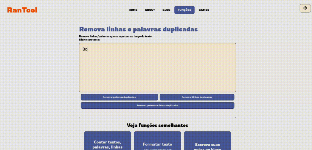 Exemplo de uma pessoa mechendo no removedor de palavras e linhas duplicadas
